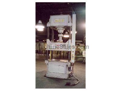 150 TON DAKE 4 POST HYDRAULIC PRESS: STOCK #17040