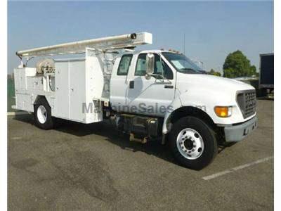 2000 FORD F750 3019