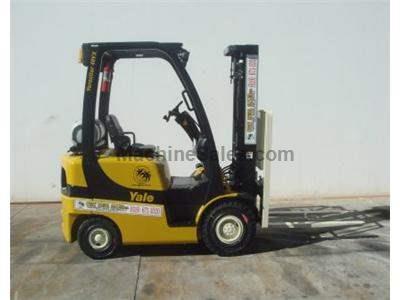 4000LB Forklift, OSHA Compliant, Tier 3, 3 Stage, Side Shift, Solid Pneumatic Tires