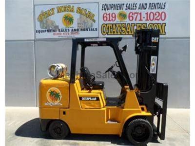 12000LB Forklift, 3 Stage, Side Shift, Propane, Cushion Tire, Automatic Transmission