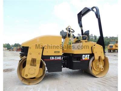 2006 CATERPILLAR CB-334E SMOOTH DRUM ASPHALT ROLLER