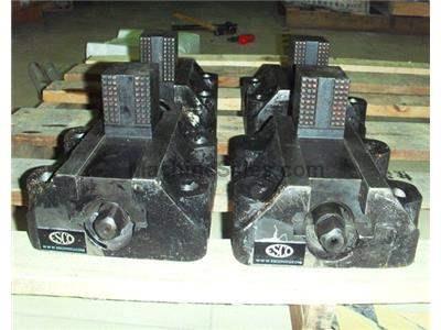 Set of (4) 8&quot; x 6&quot; one-piece construction boring mill jaws for tables with double slots.
