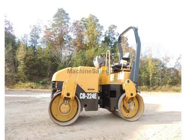 2007 CATERPILLAR CB-224E ASPHALT ROLLER