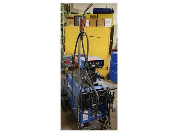 200 Amp, MILLER, CP-200, DC, 100% Duty Cycle, Wire Feed, Roller Cart, 1990 200 Amp, MILLER, CP-200, DC, 100% Duty Cycle, Wire Feed, Roller Cart, 1990
