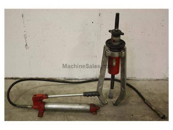Facom,No.U.320.H. 3-Jaw,20-Ton Bearing Puller,100mm-360mmClamp.Dim.,700 Bar Pump Facom,No.U.320.H. 3-Jaw,20-Ton Bearing Puller,100mm-360mmClamp.Dim.,700 Bar Pump