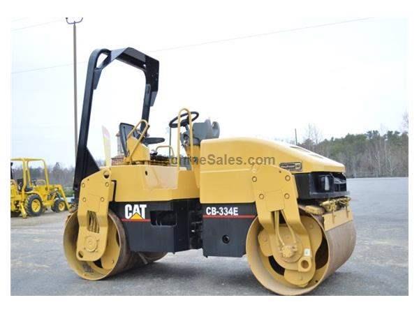 2006 CATERPILLAR CB-334E SMOOTH DRUM ASPHALT ROLLER