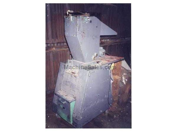 10" BLADE, FOREMOST GRANULATOR (SCRAP CHOPPER) National Machinery Exc