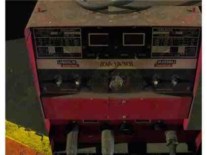 Lincoln - Idealarc CV300 Arc Welder | 300 Amps Lincoln - Idealarc CV300 Arc Welder | 300 Amps