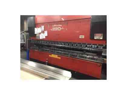 242 Ton x 167" HFE2204 "DOWN-ACTING" CNC PRESS BRAKE,MFG:200 242 Ton x 167" HFE2204 "DOWN-ACTING" CNC PRESS BRAKE,MFG:200