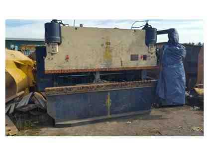 Komatsu Brake Press - Model PHS 100 x 310 - 1995 Komatsu Brake Press - Model PHS 100 x 310 - 1995