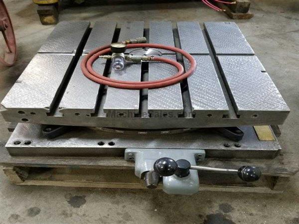 26" X 26" DEVLIEG AIR LIFT ROTARY TABLE 26" X 26" DEVLIEG AIR LIFT ROTARY TABLE