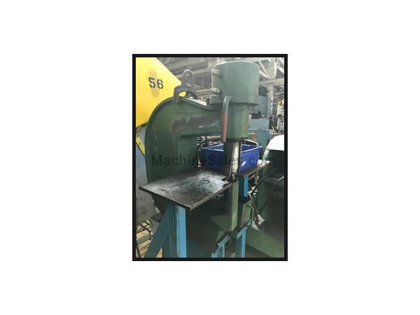 W.A. Whitney Web Punch Pres,s 90 tons, 20h.p. hyd unit, 13” throat W.A. Whitney Web Punch Pres,s 90 tons, 20h.p. hyd unit, 13” throat