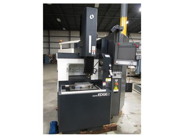 2005 MAKINO EDGE 2 SINKER TYPE EDM WITH C-AXIS, SYSTEM 3R HEAD, 30 AMP 2005 MAKINO EDGE 2 SINKER TYPE EDM WITH C-AXIS, SYSTEM 3R HEAD, 30 AMP