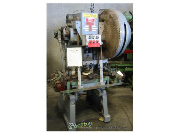 25 Ton, V \& O # 25ST , 2&quot; stroke, air clutch \& brake,6&quot; mech.feeder, outboard support, auto lube,3 HP, serial #25ST-143, #7426