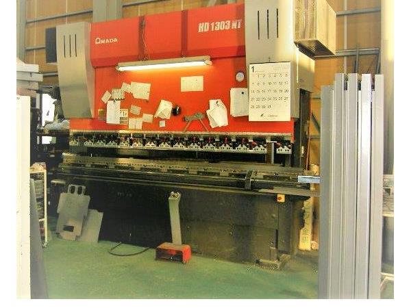 AMADA-HD-1303NT,DOWN-ACTING,143-TON,122"BED,7-AXES AMNC-PC,7.87"S AMADA-HD-1303NT,DOWN-ACTING,143-TON,122"BED,7-AXES AMNC-PC,7.87"S
