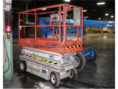 SKY JACK MODEL SJLL 3220 D.C. ELECTRIC SCISSOR TYPE LIFT