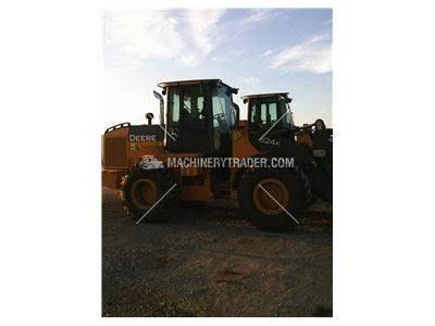 2011 DEERE 524K s/n 638978, 900 hours