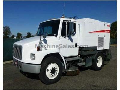 2002 FREIGHTLINER FL70 3063