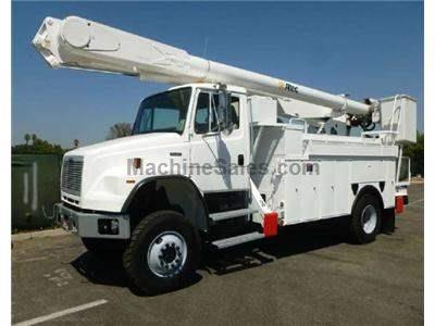 2000 FREIGHTLINER FL80 2966