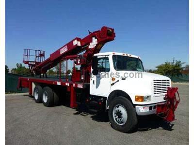 2000 INTERNATIONAL 4900 3157