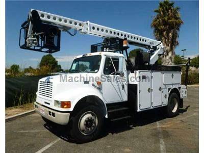 1999 INTERNATIONAL 4900 3189