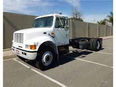 1999 INTERNATIONAL 4900 2829