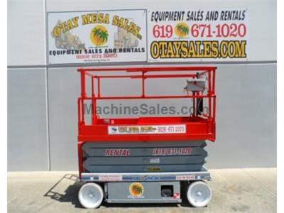 Scissorlift, Electric, 32 Foot Working Height, 46 Wide, Deck Extension, Power to Platform, Low Hours