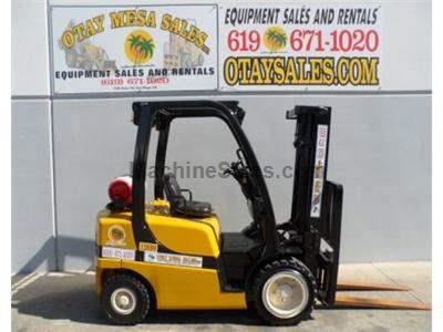 5000LB Forklift, Pneumatic Tires, 3 Stage, Side Shift, Propane, Automatic Transmission, Low Hours
