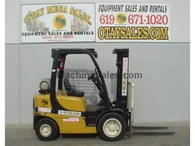 5000LB Forklift, Pneumatic Tires, 3 Stage, Side Shift, Propane, Automatic Transmission, Low Hours