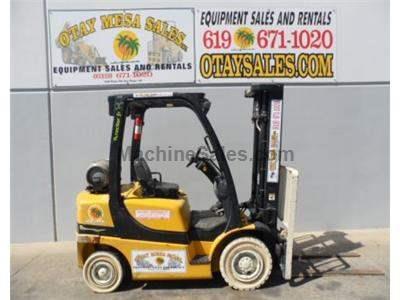 5000LB Forklift, Pneumatic Tires, 3 Stage, Side Shift, Propane, Automatic Transmission, Low Hours