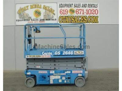 Scissor Lift, 32 Foot Working Height, 26 Foot Platform Height, Deck Extension, Low Hours