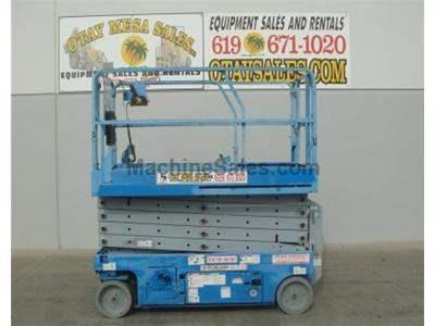 Scissor Lift, 38 Foot Working Height, 32 Foot Platform Height, Deck Extension, Low Hours