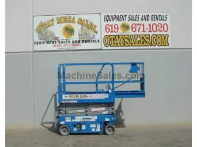 Scissor Lift, 25 Foot Working Height, 19 Foot Platform Height, Deck Extension, Low Hours