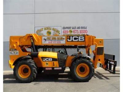 10000LB Telehandler Reach Truck, 56 Foot Reach Height, Body Tilt, 4 Wheel Drive