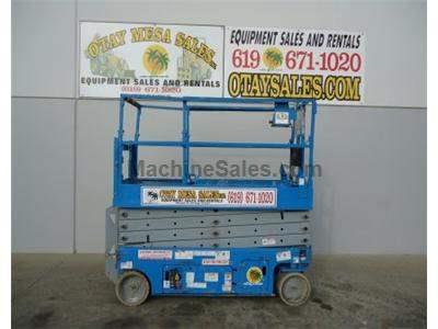 Scissor Lift, 32 Foot Working Height, 26 Foot Platform Height, Deck Extension