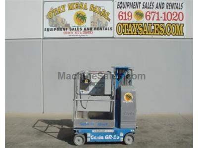 Single Man Lift, 15 Foot Platform, 21 Foot Working Height, Self Propelled, Power to Platform, 24v