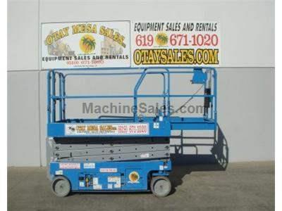 Scissor Lift, 32 Foot Working Height, 26 Foot Platform Height, Deck Extension