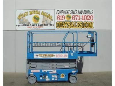 Scissor Lift, 32 Foot Working Height, 26 Foot Platform Height, Deck Extension