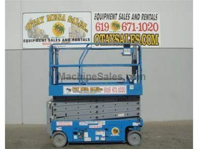 Scissor Lift, 38 Foot Working Height, 32 Foot Platform Height, Deck Extension