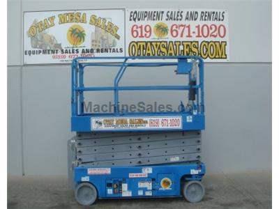 Scissor Lift, 38 Foot Working Height, 32 Foot Platform Height, Deck Extension