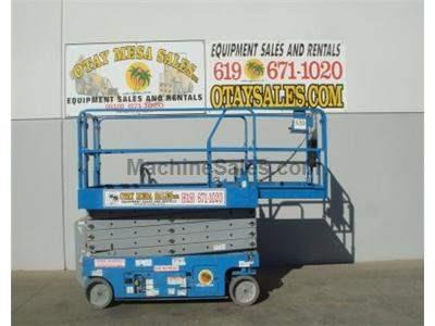 Scissor Lift, 38 Foot Working Height, 32 Foot Platform Height, Deck Extension