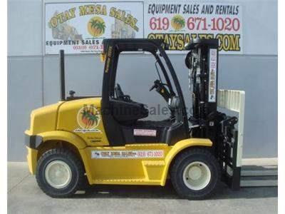 15500LB Forklift, Cummins Diesel, 3 Stage, Fork Positioner, Side Shift, 8 Foot Forks