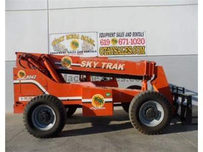 8000LB Telehandler Forklift, 42 Foot Reach, Cummins Diesel, 4x4, 4 Way Steer