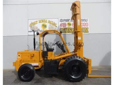 8000LB Rough Terrain Forklift, Perkins Diesel, 30 Foot Lift