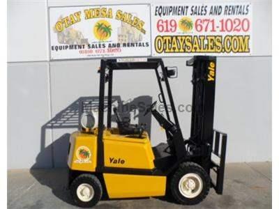 5000LB Forklift, Pneumatic Tires, 3 Stage, Side Shift, Propane, Automatic Transmission