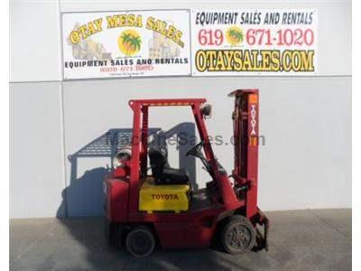 5000LB Forklift, Cushion Tires, 3 Stage, Side Shift, Propane, Automatic Transmission