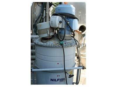 Nilfisk Advance GB 033 5500 watt Dust Collector