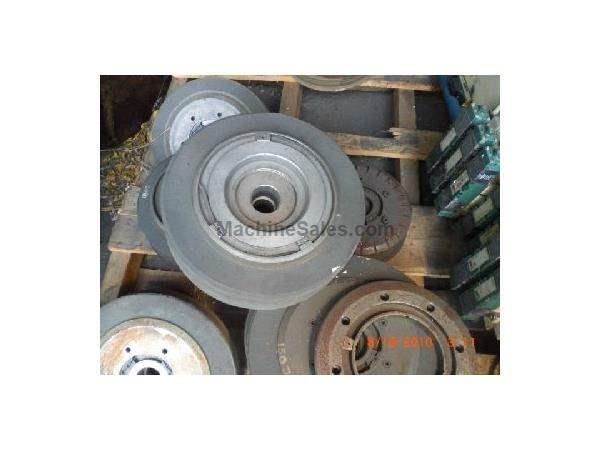 WHEEL MOUNTS FOR REISHAUER GEAR GRINDING MACHINES.