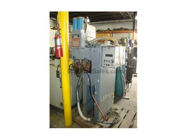 50 KVA, TAYLOR WINFIELD, EBB3-8-50, 8" throat, 1 phase, pnuematic press 50 KVA, TAYLOR WINFIELD, EBB3-8-50, 8" throat, 1 phase, pnuematic press