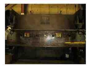 300 TON X 12' CINCINNATI SERIES 130 PRESS BRAKE